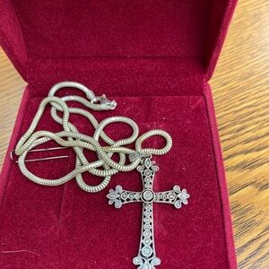 Elegant Silver Cross Necklace